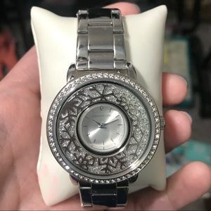 Origami Owl Silver watch with snowflake plate